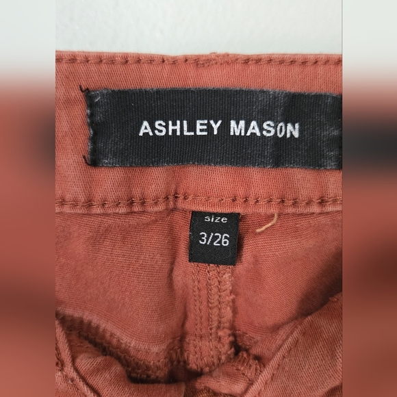 Ashley Mason Brown Joggers 3/26 - Picture 5 of 6